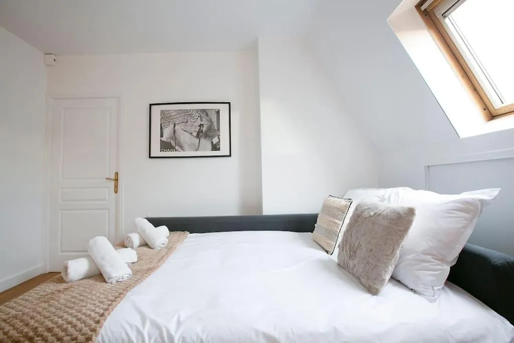 Skyline Parisian Flat - Exclusif Saint-Honore 0*, Paris